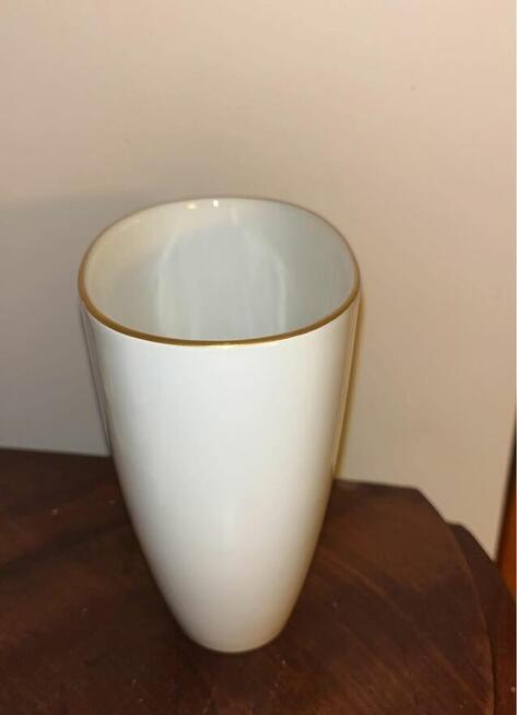 Wazon KPM Berlin z herbem dzielnicy Wedding. 1832-1892