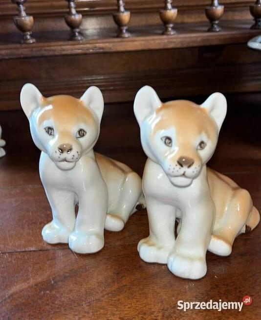 FIGURKA Lwiątka. Łomonosowa. ŁOMONOSOV USSR. Bez sygnatury