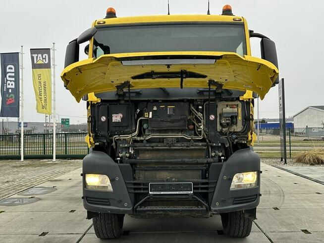 SAMOCHÓD CIĘŻAROWY MARKI MAN TGS 41.460