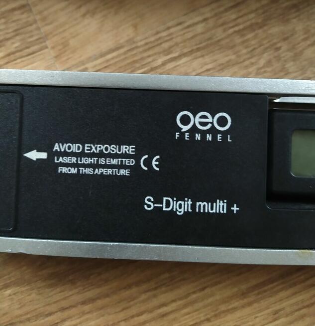 Poziomica elektroniczna geo-FENNEL Multi+ z laserem