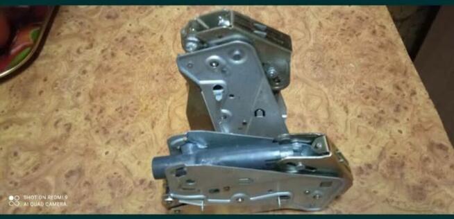 Zawiasy FREE FLAP 1, 7 mod B.107 sprzedam