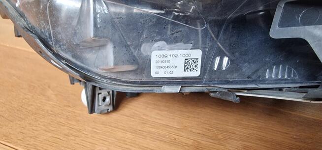 Prawa lampa reflektor do BMW G30 rok 2018 stan bdb