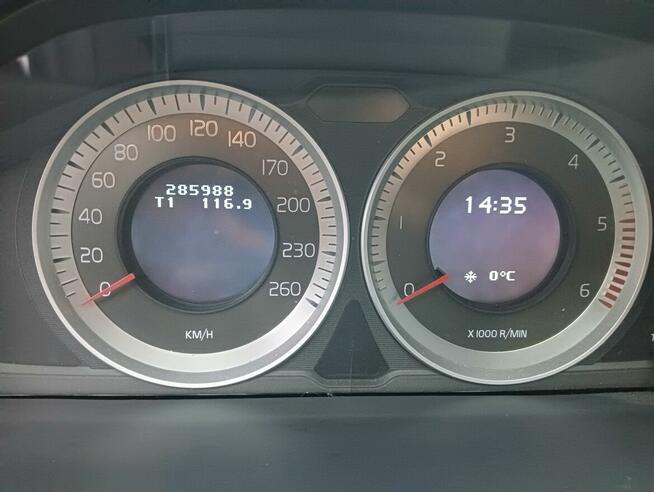 volvo v60 2011 d3 163KM