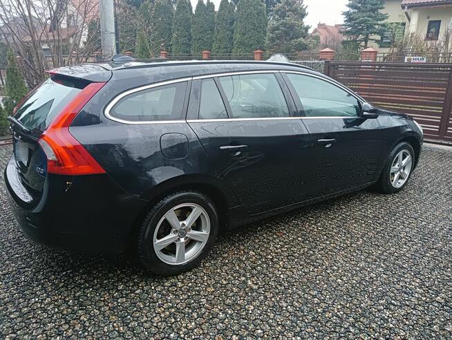 volvo v60 2011 d3 163KM