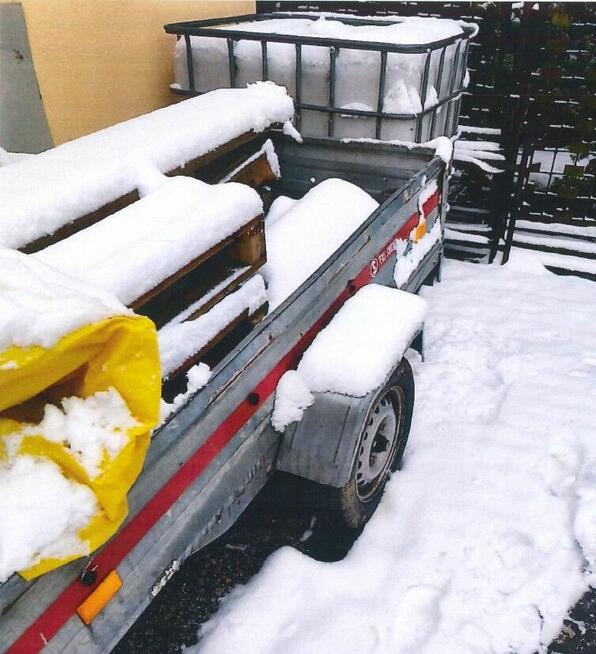 Syndyk sprzeda udział 1/2 w przyczepie