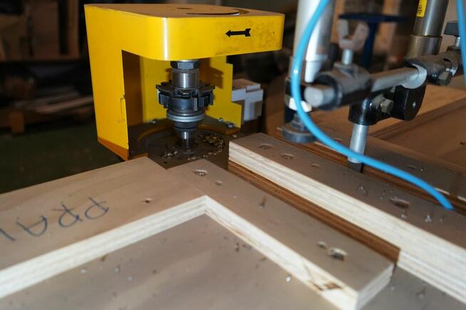 Frezarka PERTICI ML 144