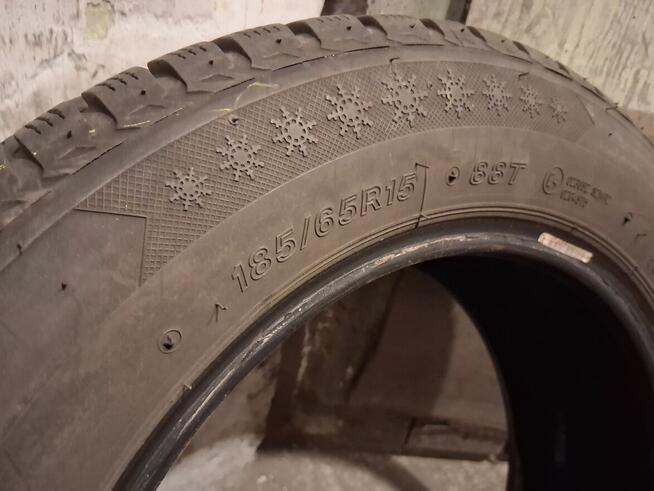 Komplet opon zimowych 185/65R15