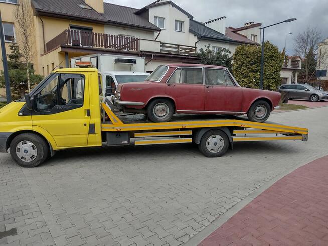 Laweta Łódź Autolaweta Usługi Holowana samochódw