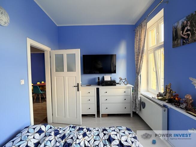 Klimatyczne mieszkanie w sercu miasta, 2 piętro.