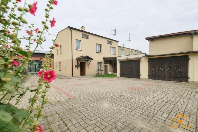 komfortowe z działką i garażami