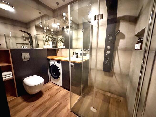 Energooszczędny dom. Fotowoltaika. 400 m- PKP. Zgorzała / Warszawa