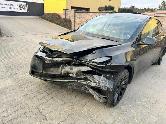 TESLA Y 514KM 2023#Climatronic#Kamera#Mały przebieg