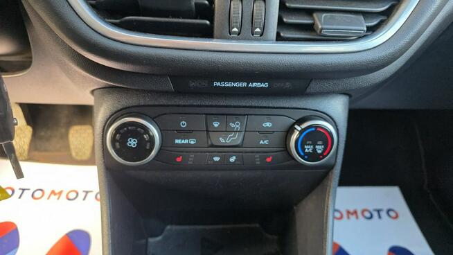 Ford Fiesta climatronic Mały Przebieg ledy podgrzewana kierownica
