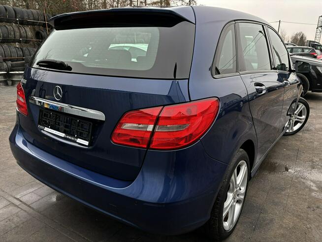 Mercedes B180 122km benzyna NAVI pdc ASYSTENT bezwypadek SERWIS 2013