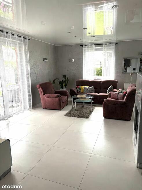 Dom jednorodzinny o pow. 220 m2 cał., do zamieszkania, super