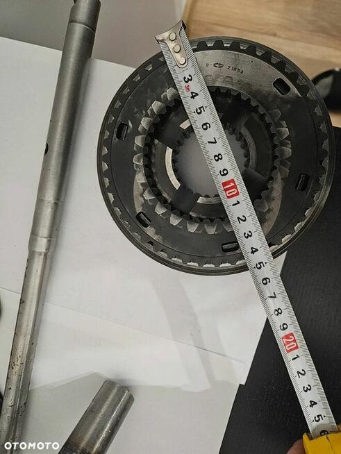 Widełki 5180055 new holland, wodzik synchronizator