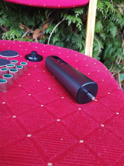 Elektryczny pilnik szlifierka do stóp nóg frezarka naskórka