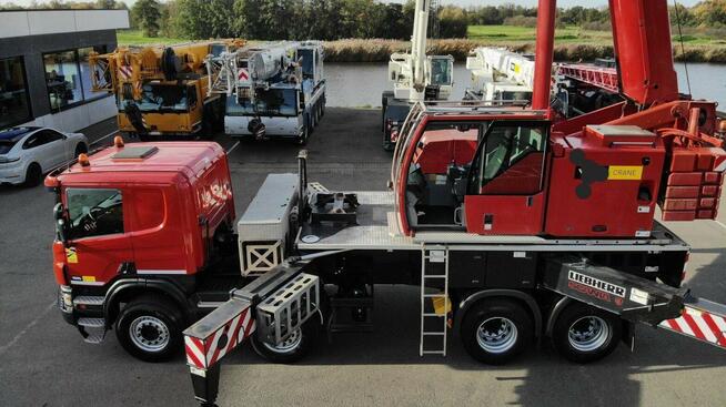 Scania dzwig samochodowy Liebherr