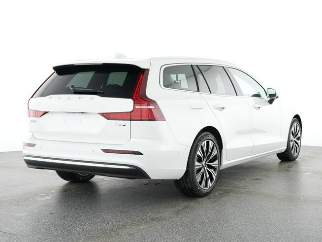 Volvo V60 T6 AWD Plus Bright MY 2025