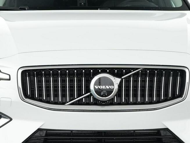 Volvo V60 T6 AWD Plus Bright MY 2025