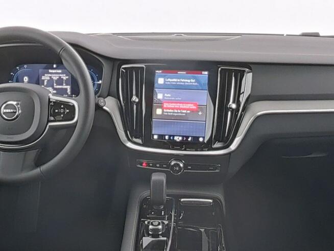 Volvo V60 T6 AWD Plus Bright MY 2025