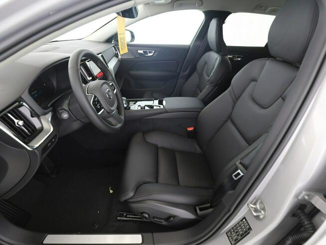 Volvo V60 T6 AWD Plus Dark MY 2025