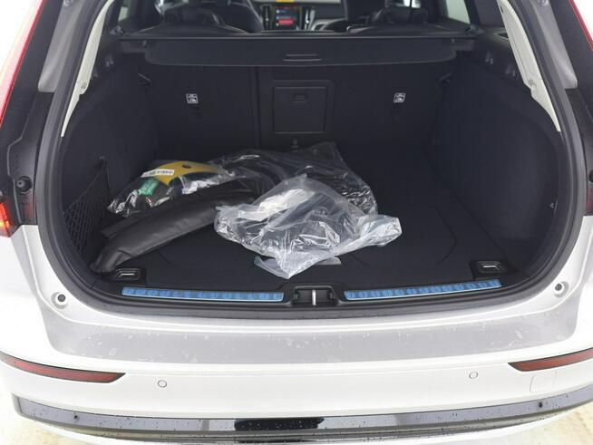 Volvo V60 T6 AWD Plus Dark MY 2025