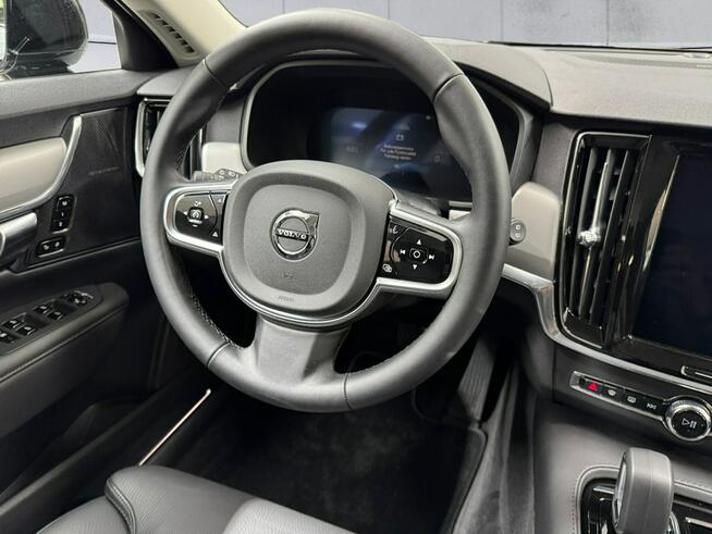 Volvo V90 T6 Plus Dark AWD MY 2025