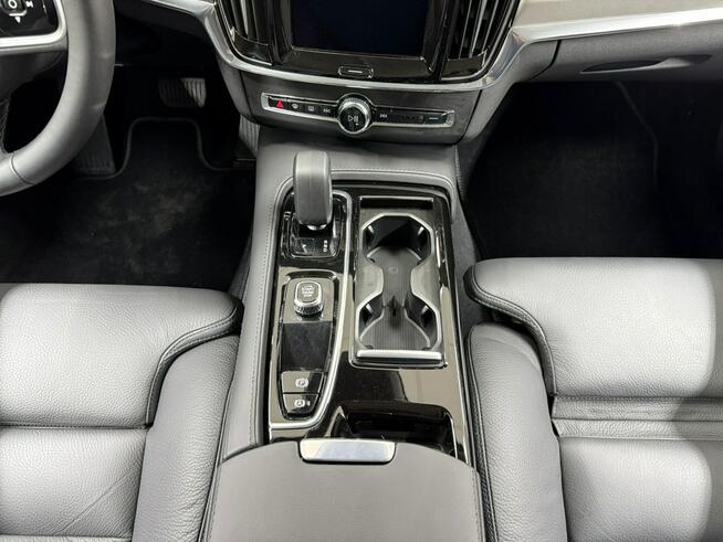 Volvo V90 T6 Plus Dark AWD MY 2025