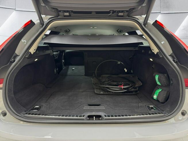 Volvo V90 T6 Plus Dark AWD MY 2025