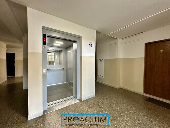 Mokre. Mieszkanie z ujmującym widokiem na starówkę