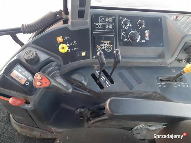 New holland tuz 100km ,john deere, renault, fendt zamiana