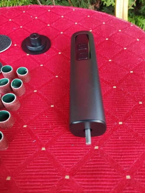 Elektryczny pilnik szlifierka do stóp nóg frezarka naskórka