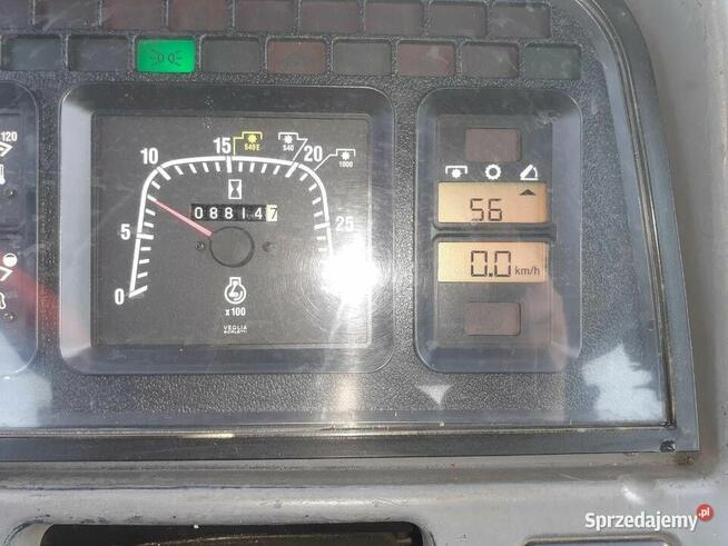 New holland tuz 100km ,john deere, renault, fendt zamiana