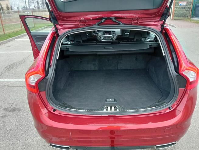 SPRZEDAM VOLVO V60 2017r 2.0 D4 AUTOMAT