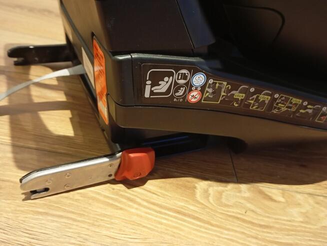 Sprzedam fotelik samoch. Britax Römer dla dziecka do 18 kg