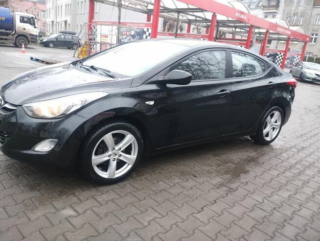 Hyundai elantra 1.6 Benz/gaz