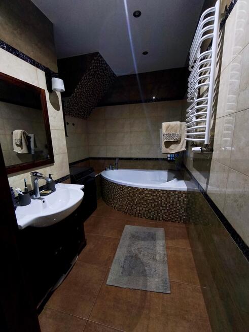 Przestronne, dwupoziomowe mieszkanie 101 metrów