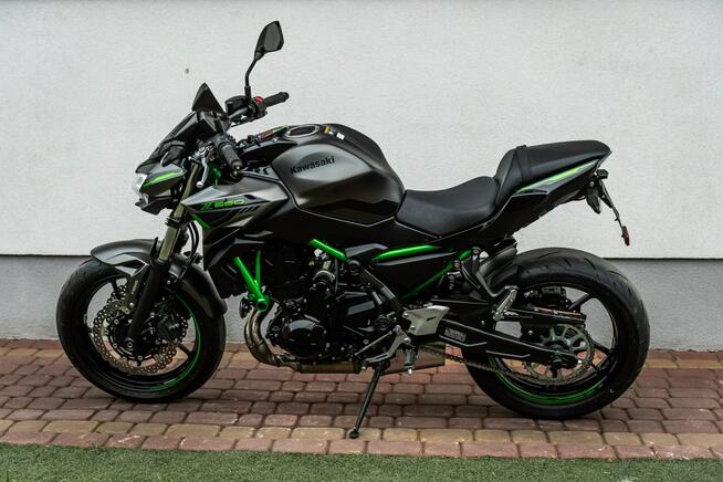 Kawasaki Z 650 650 R JAK NOWY 2024 ABS Raty Transport Największy Wybór Moto KAT A2