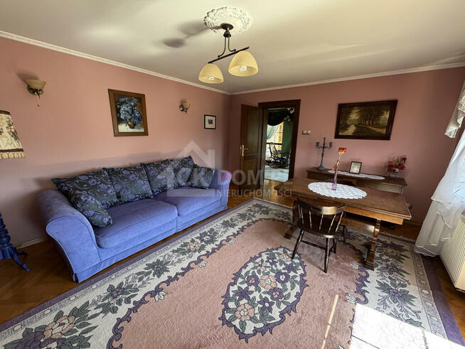 Przestronny dom 360 m² z ogrodem – Piękny ogród