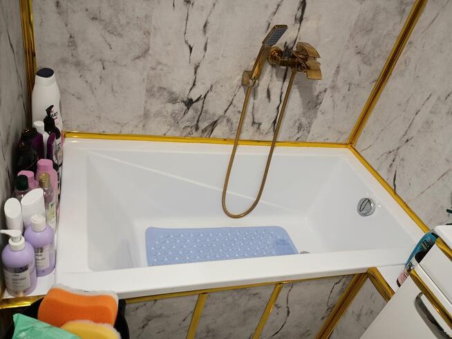 Sprzedam mieszkanie własnościowe 2 pokoje+ wyposażenie