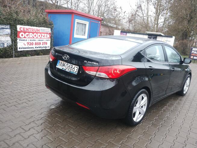 Hyundai elantra 1.6 Benz/gaz