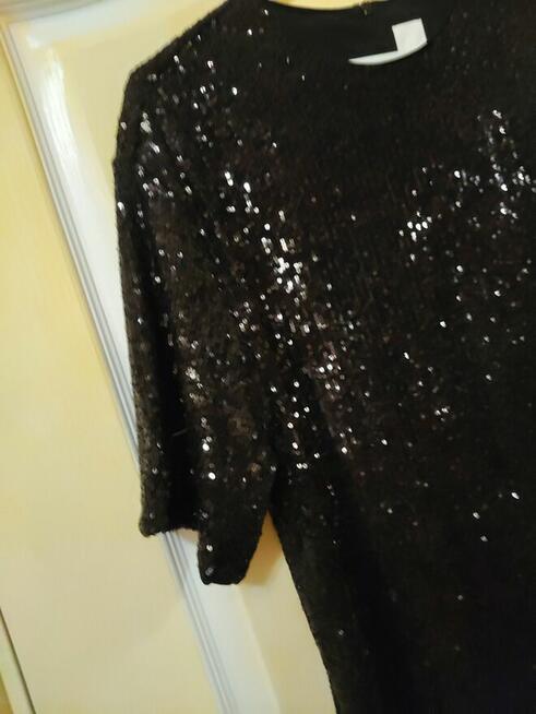 Sukienka z cekinami czarna