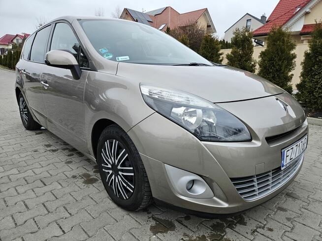 Renault Grand Scenic 2009, 1.6 benzyna 110 KM, 6 biegów