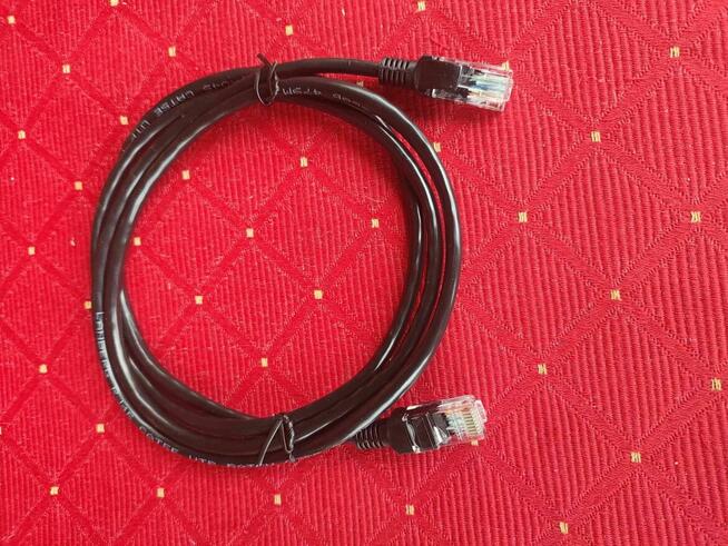 Kabel sieciowy Ethernet LAN RJ45 internetu komputera Laptopa