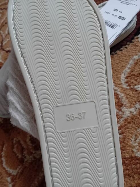 Nowe kapcie