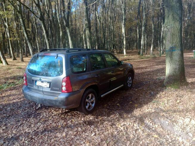 Sprzedam Mazdę Tribute 2.3