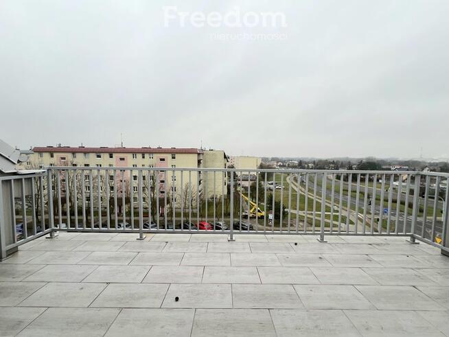 Dwupoziomowy apartament w dobrej lokalizacji