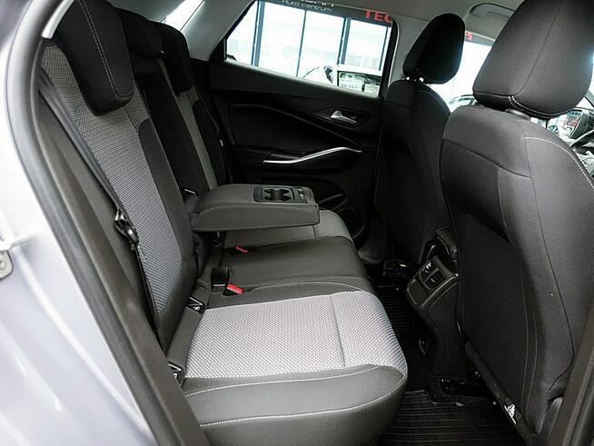 Opel Grandland AUTOMAT+Led+NAav+Kamera+MARTWE Pole 3Lata GWAR. 1wł Kraj Bezwypad F23%