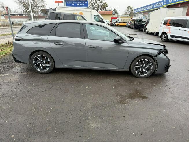 Peugeot 308 1.5-131KM BlueHDi Allure Pack S&S EAT8 Salon PL 2024